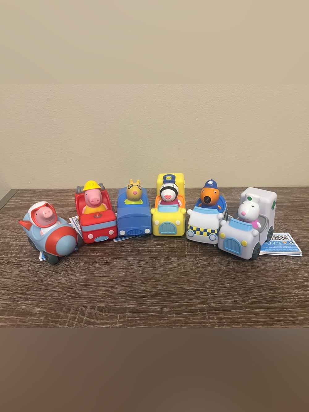 NEW Peppa Pig Little Buggy Lot of 6 George Mummy Pedro Zoe Suzy Freddy